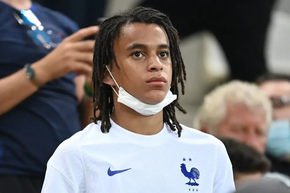 Ethan Mbappé Copine : Une Romance au Cœur du Football