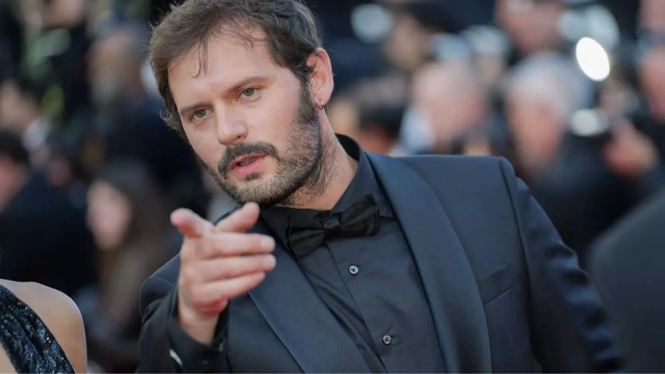 hugo becker vie privée et familiale - Hugo Becker Vie Privee et familiale - Sapeurs Pompiers Arzon