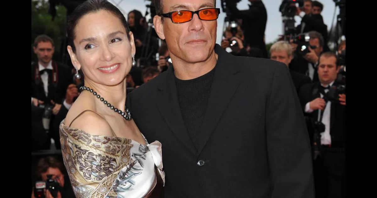 jean-claude van damme épouse - Jean-Claude Van Damme et son épouse Gladys Portugues sur le tapis rouge ...