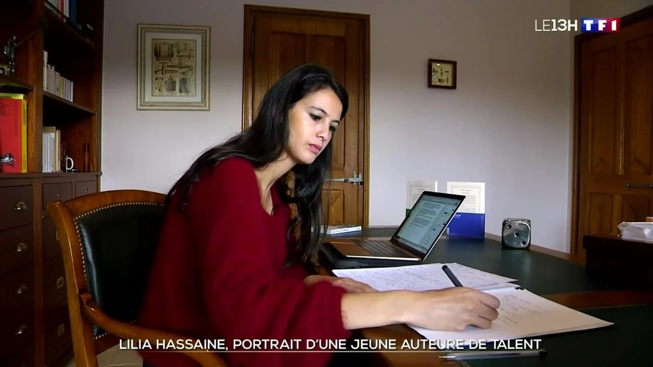 lilia hassaine origine - Lilia Hassaine : portrait d’une jeune auteure de talent | TF1 INFO