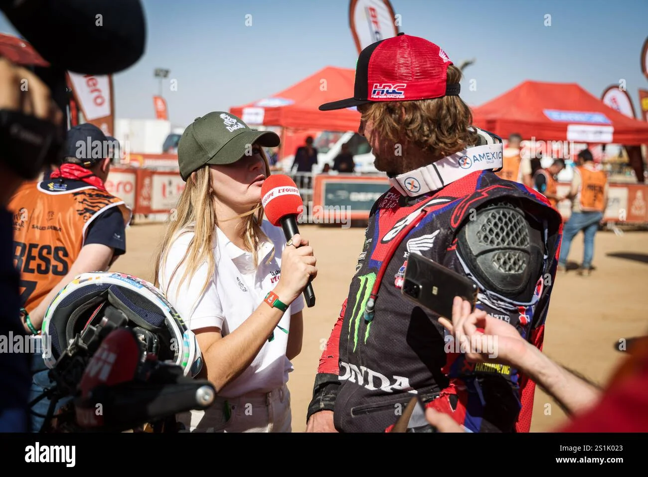 mylene dorange - Mylène Dorange de la chaine Lâ Equipe TV avec VAN BEVEREN Adrien (fra ...