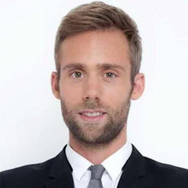 Yoann Usai Wikipédia: Un Commentateur Politique Engagé